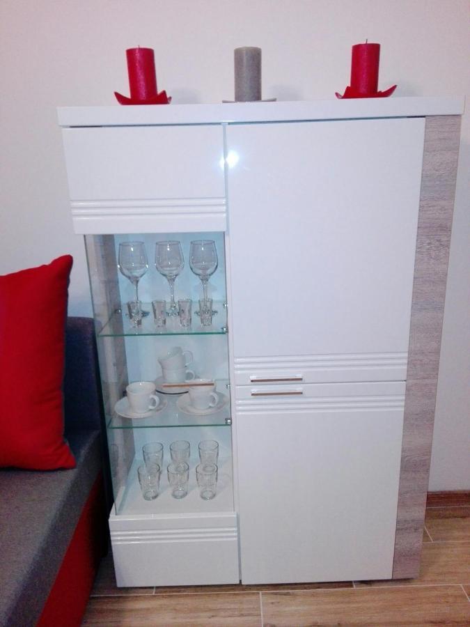 Appartamento Apartament Marzenie 3 - Opole Esterno foto
